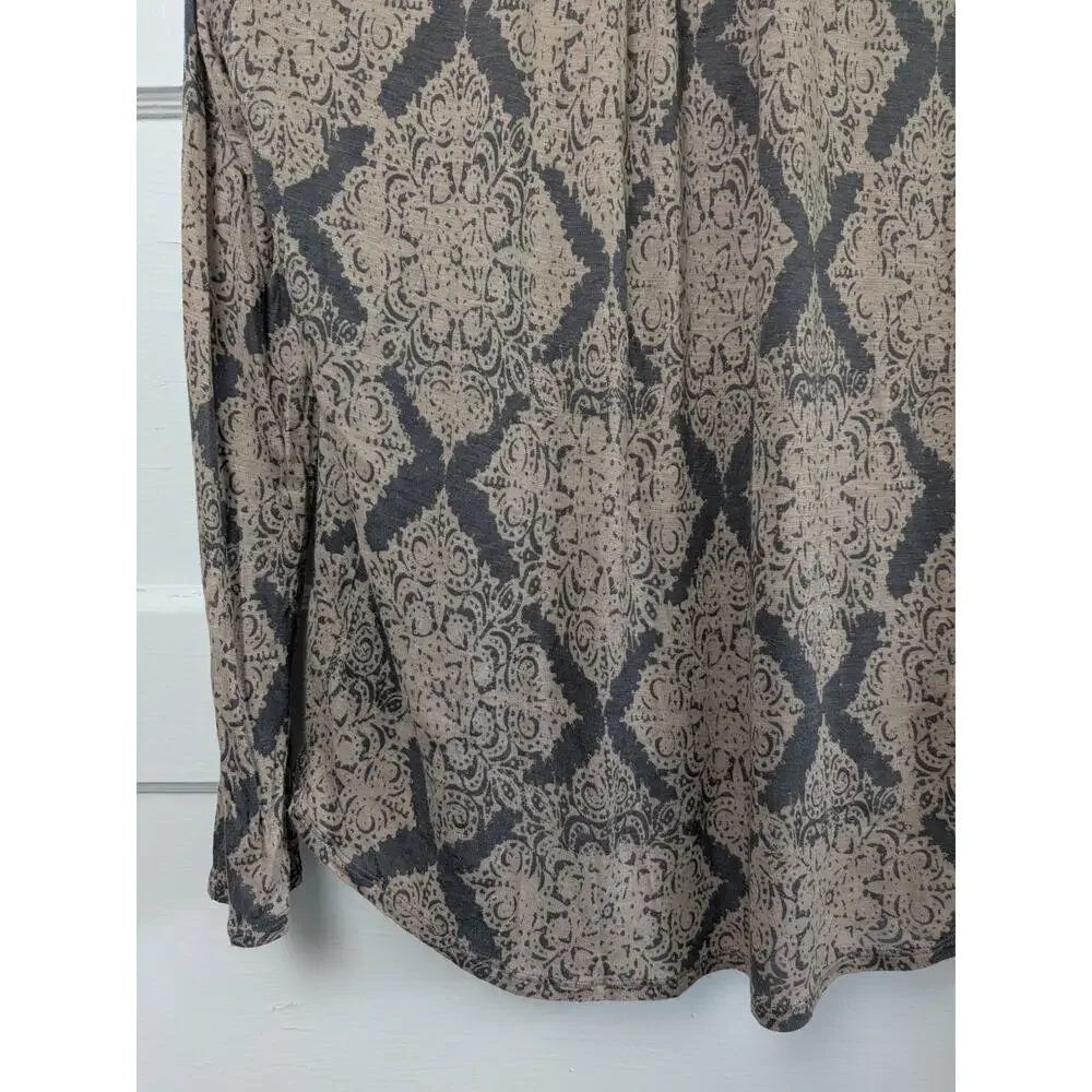 Tiny Anthropologie Floral Wrap Blouse Small Surplice Long Sleeve Gray - Picture 15 of 16